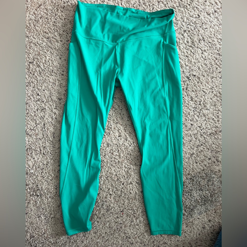 Lululemon size 12 leggings
